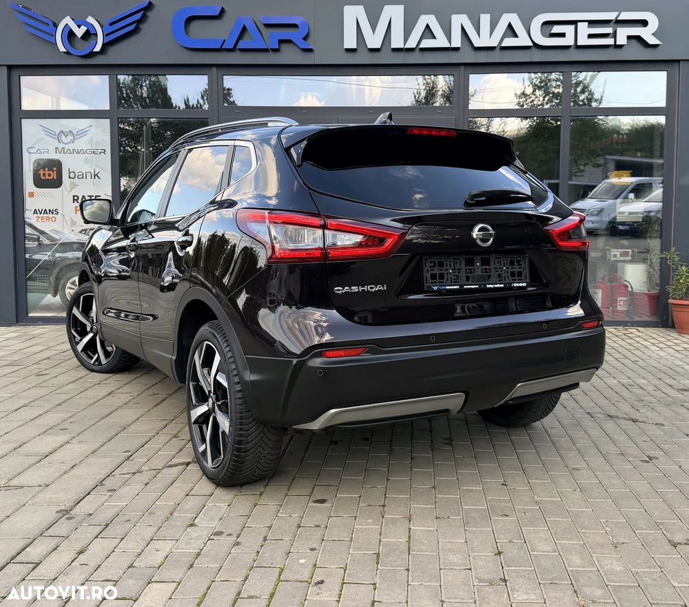 Nissan Qashqai 1.6 DCI Xtronic TEKNA+ - 3