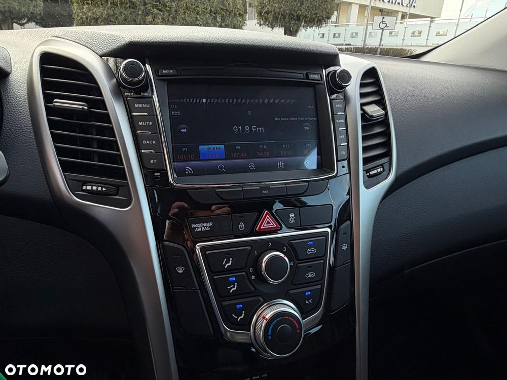 Hyundai i30 1.4 Advantage - 11