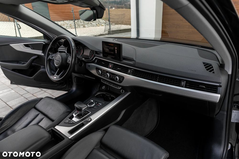Audi A4 Avant 2.0 TDI ultra S tronic sport - 24