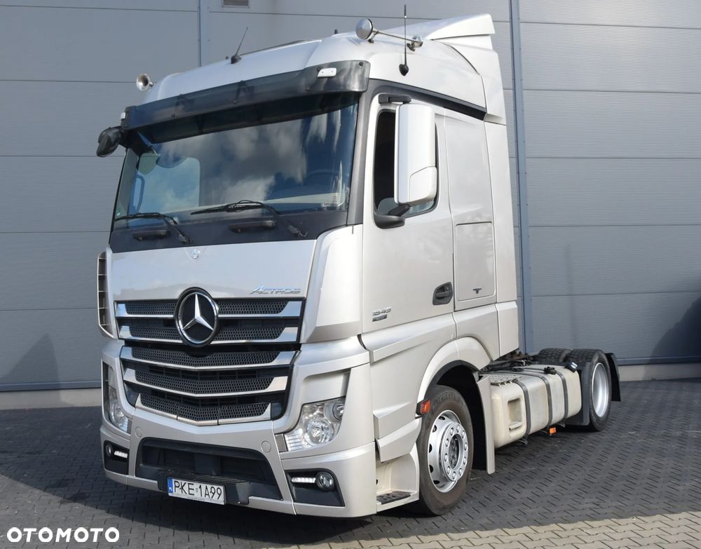 Mercedes-Benz Actros - 6