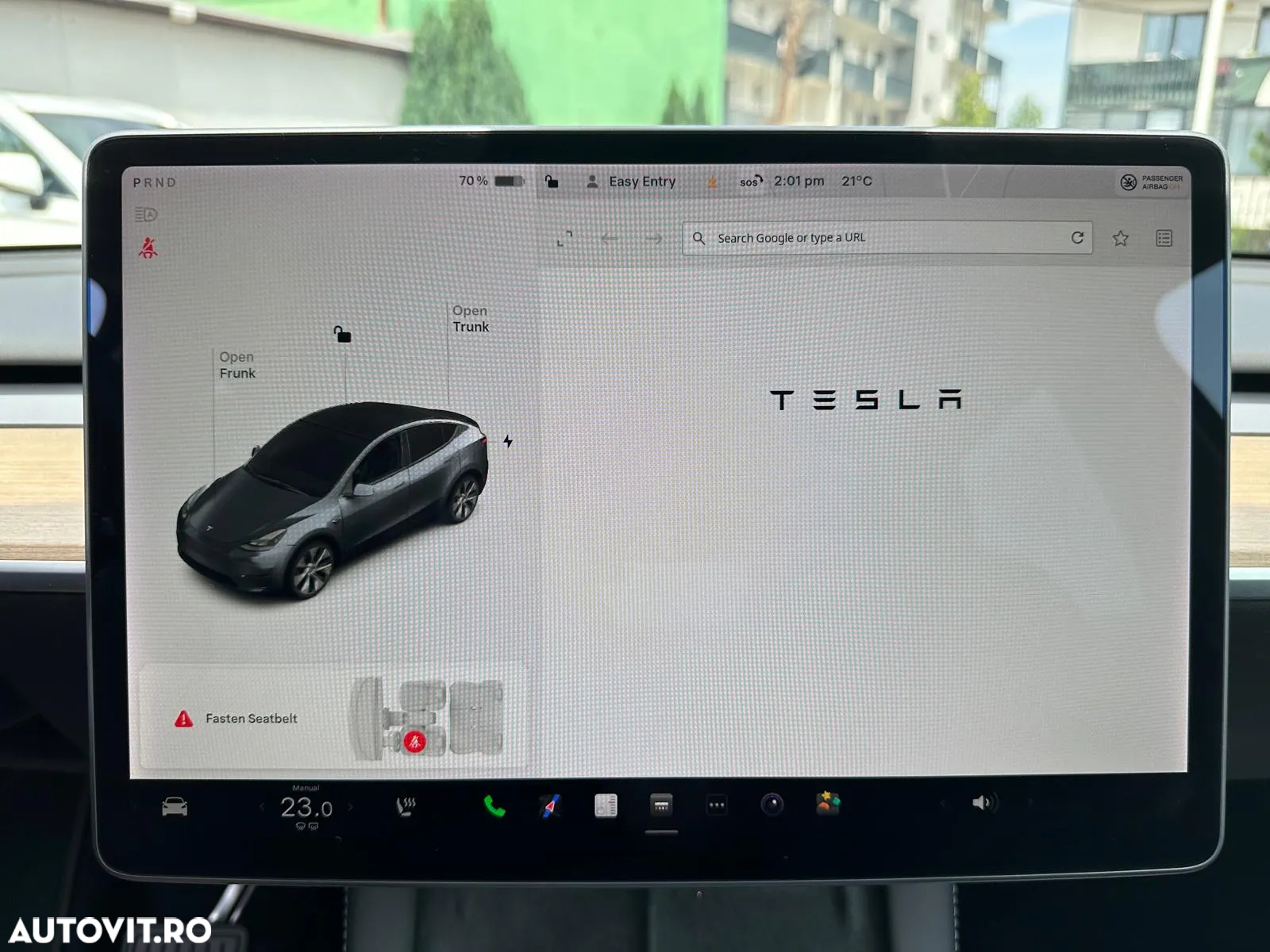 Tesla Model Y Long Range AWD - 21