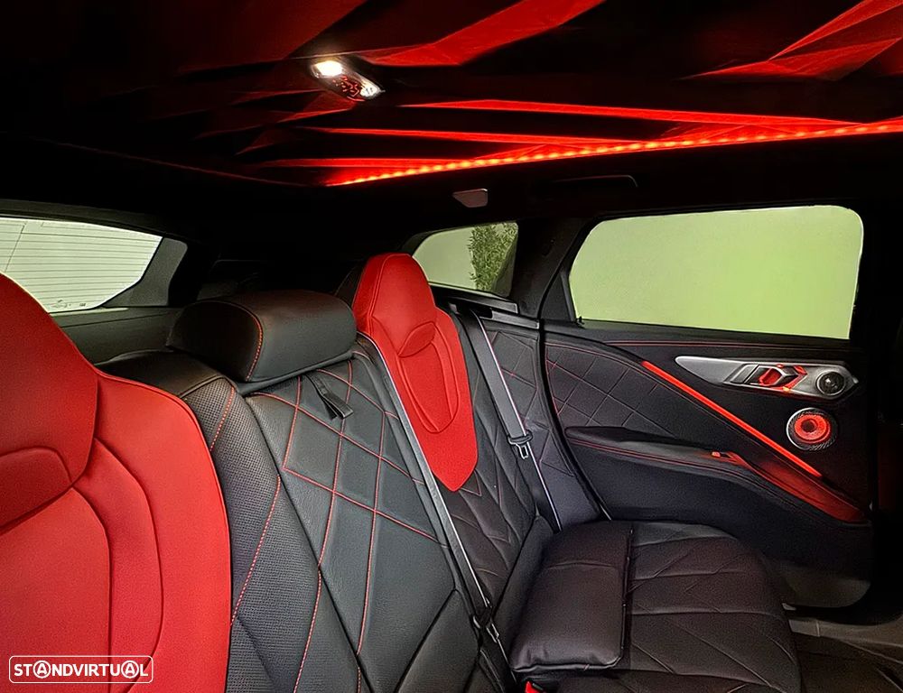 BMW XM Label Red - 13