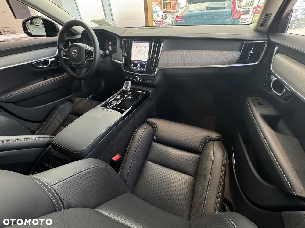 Volvo V90 T6 AWD Plug-In Hybrid Plus Dark - 14
