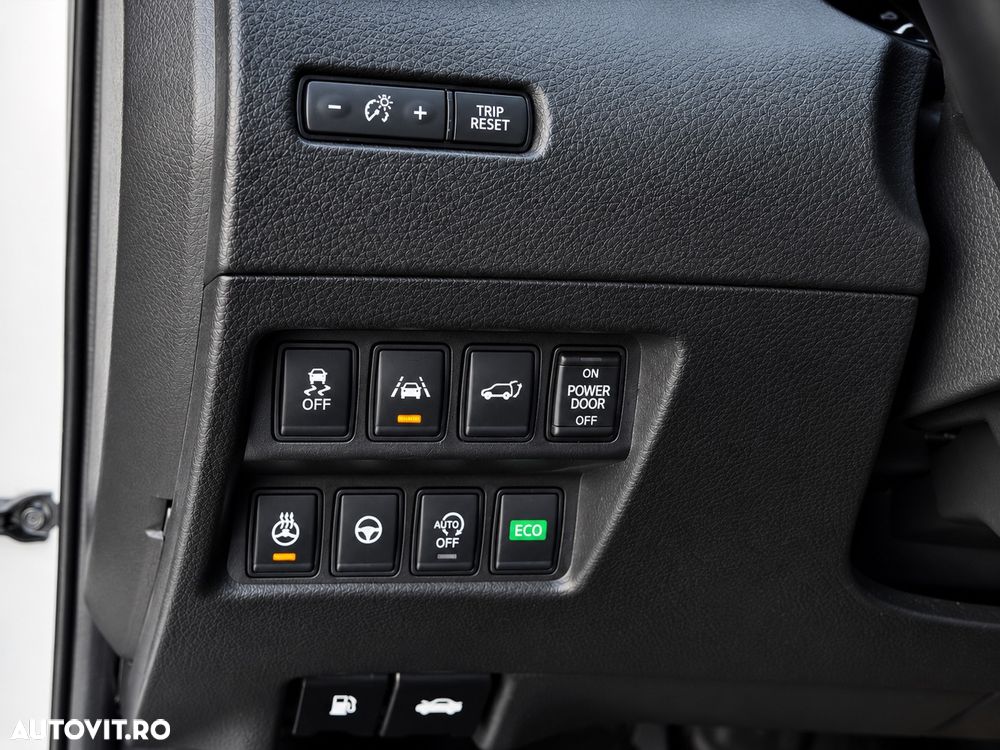 Nissan X-Trail - 25