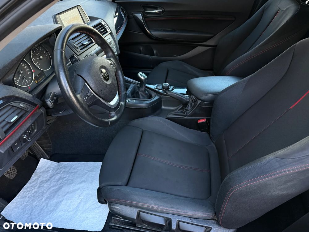 BMW Seria 1 114i Sport Line - 12