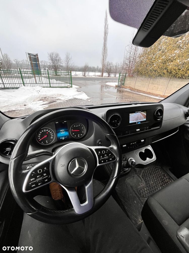 Mercedes-Benz Sprinter - 7
