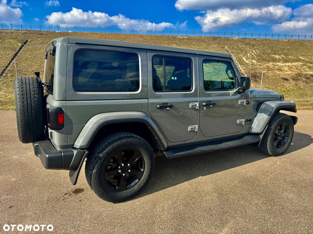 Jeep Wrangler Unlimited 3.6 Automatik Sahara - 3