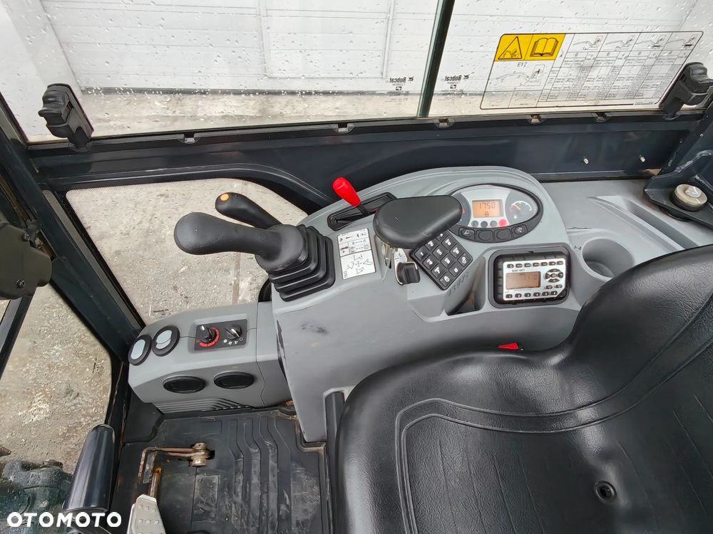Bobcat E17 - 21