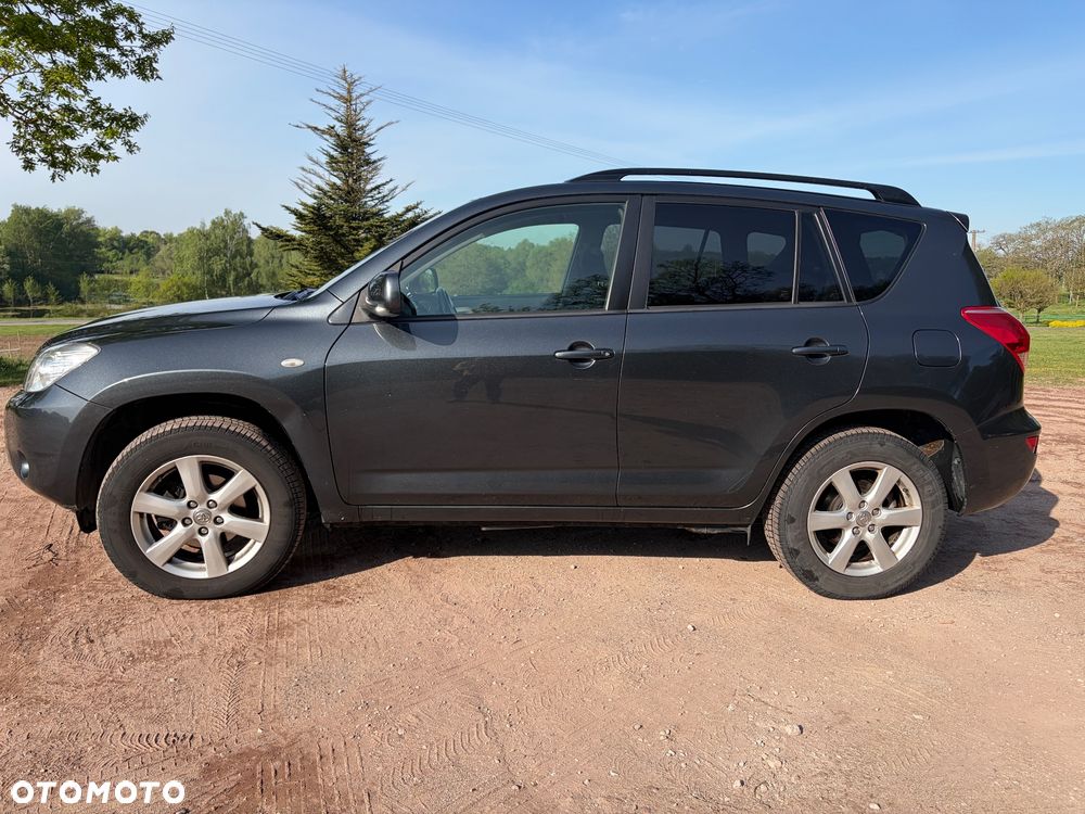 Toyota RAV4 - 9
