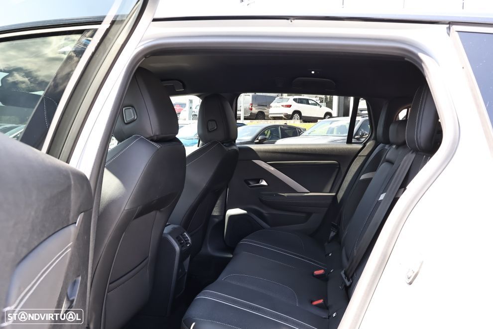 Opel Astra Sports Tourer 1.2 T Hybrid GS eDCT - 18