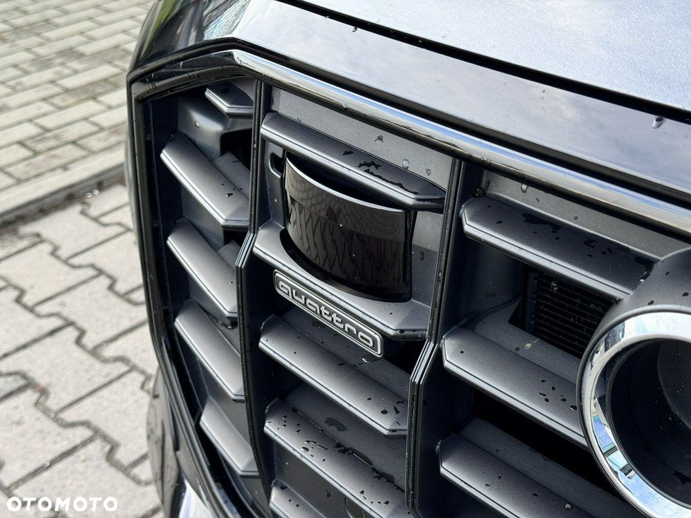 Audi Q8 - 9
