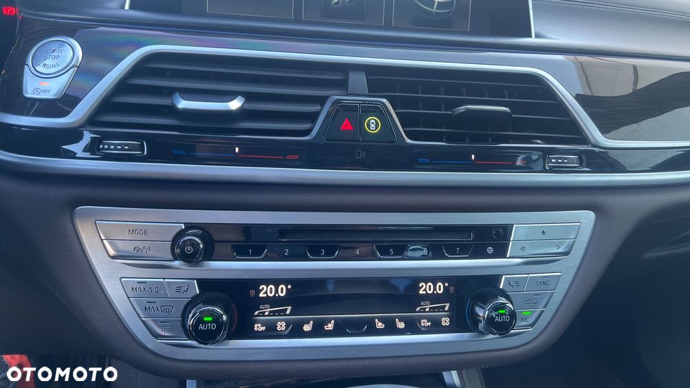 BMW Seria 7 750d xDrive - 30