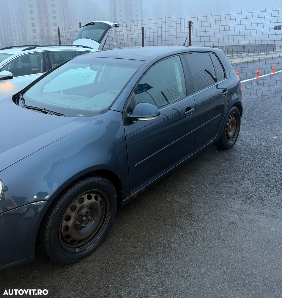Volkswagen Golf 1.9 TDI DPF Tour - 8