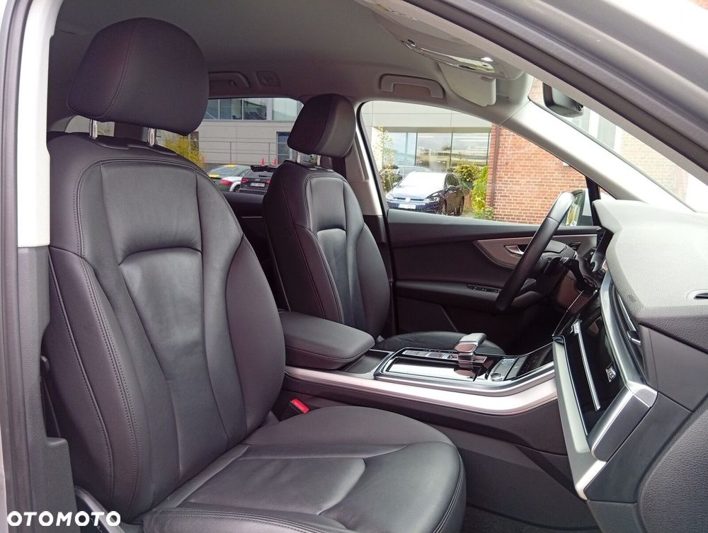 Audi Q7 - 24