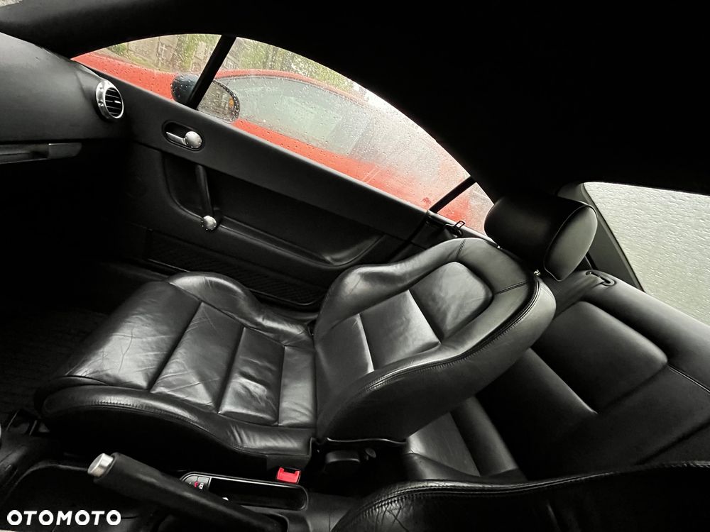 Audi TT Coupé 1.8T - 16