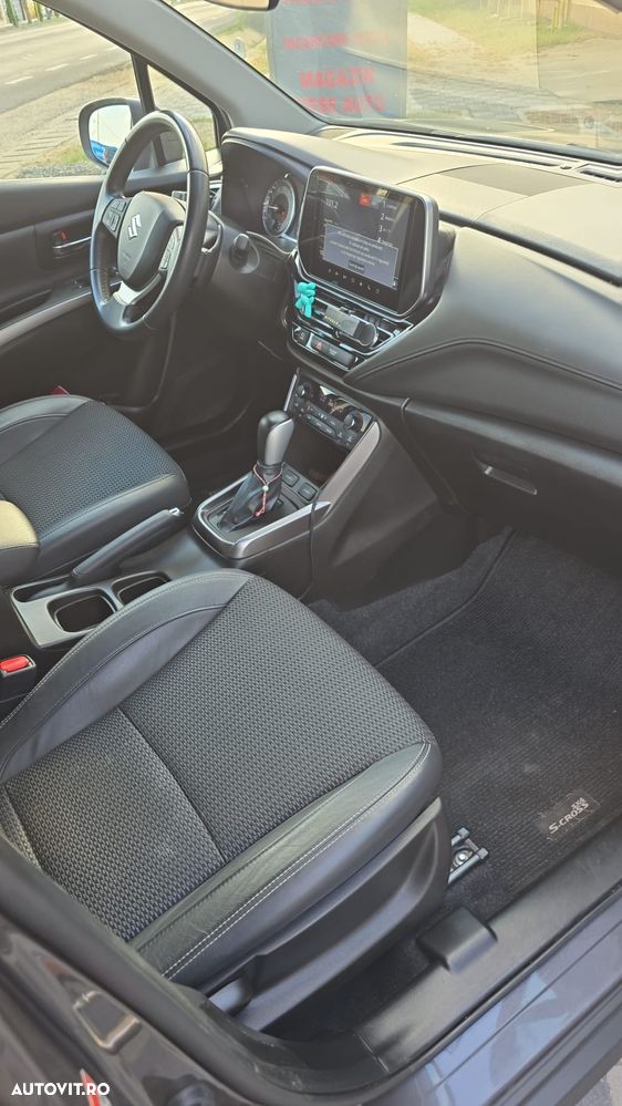 Suzuki S-Cross - 11