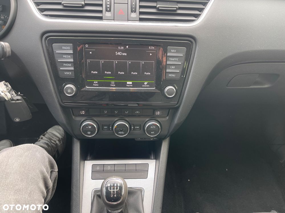 Skoda Octavia 1.6 TDI Joy - 23