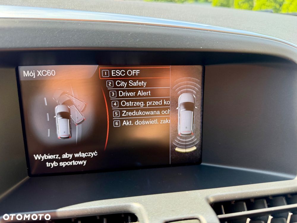 Volvo XC 60 - 24