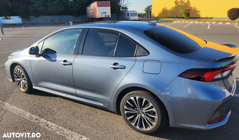 Toyota Corolla - 2