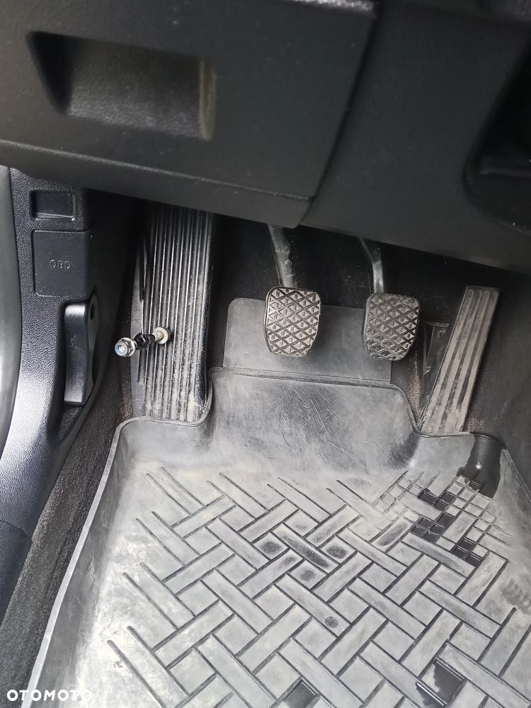 BMW Seria 3 - 25