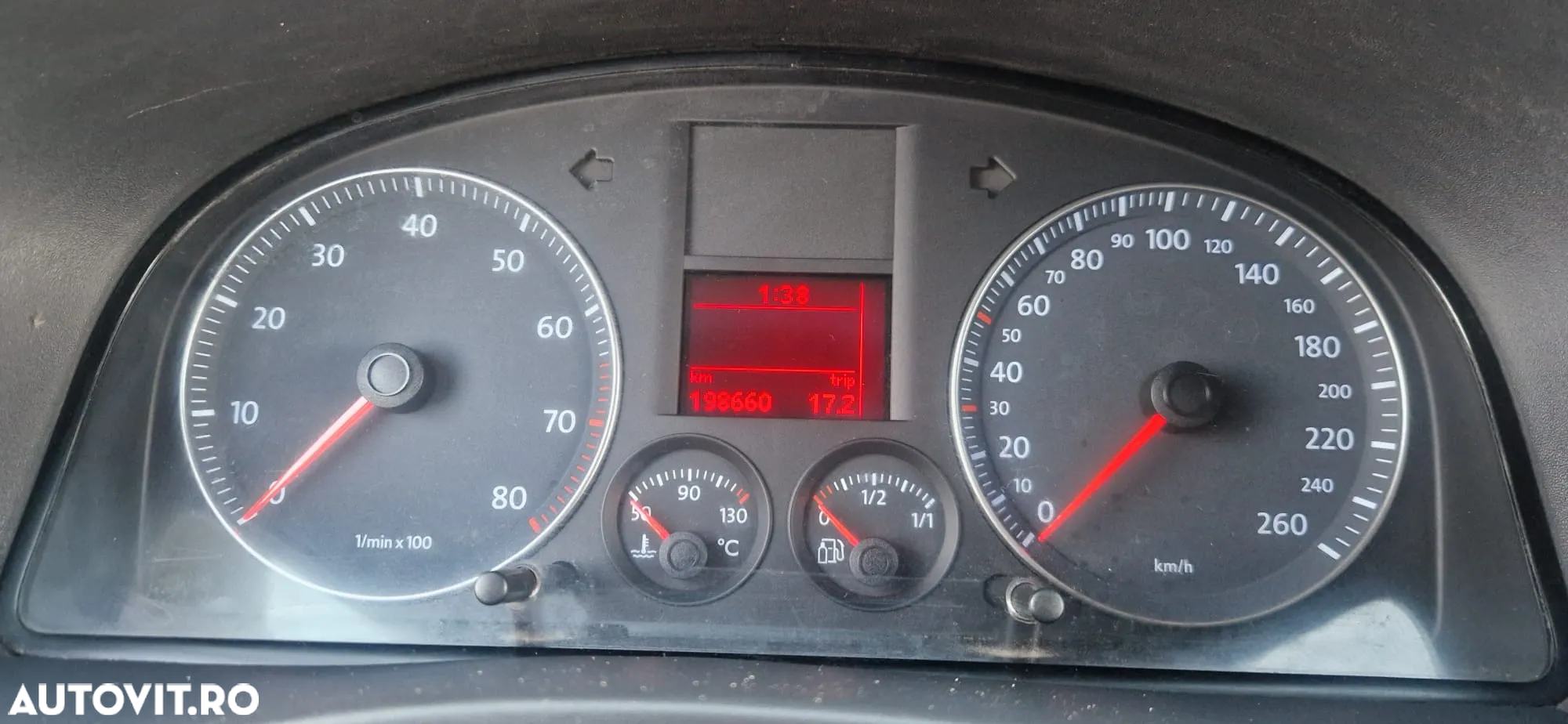 Volkswagen Caddy - 10