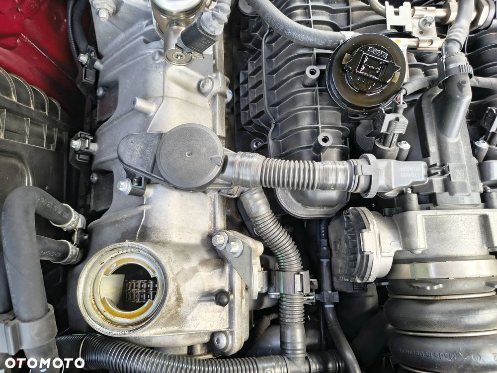 Porsche Macan Turbo - 25
