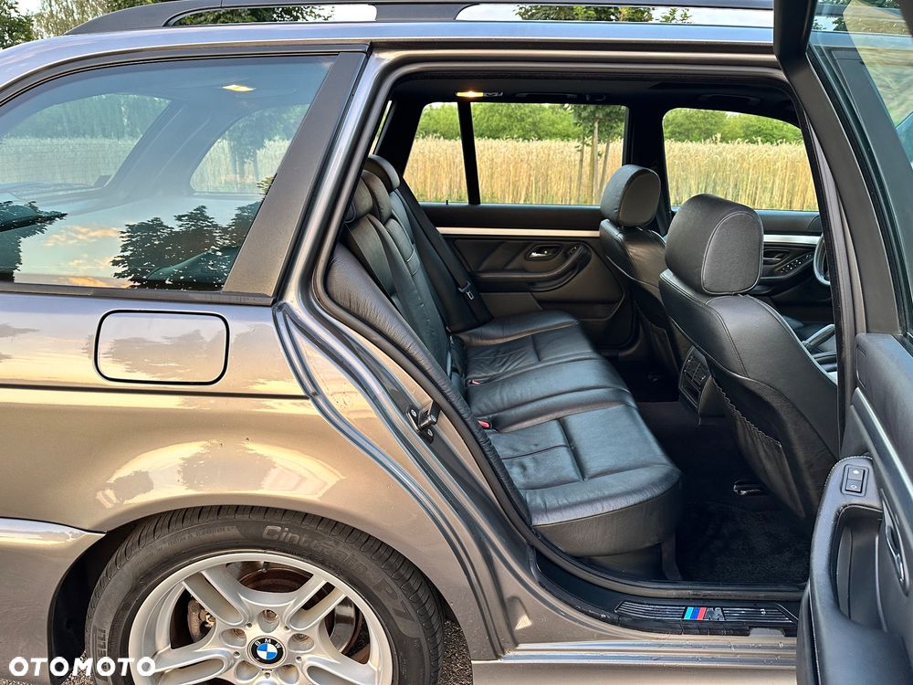 BMW Seria 5 520i Touring Edition Sport - 32