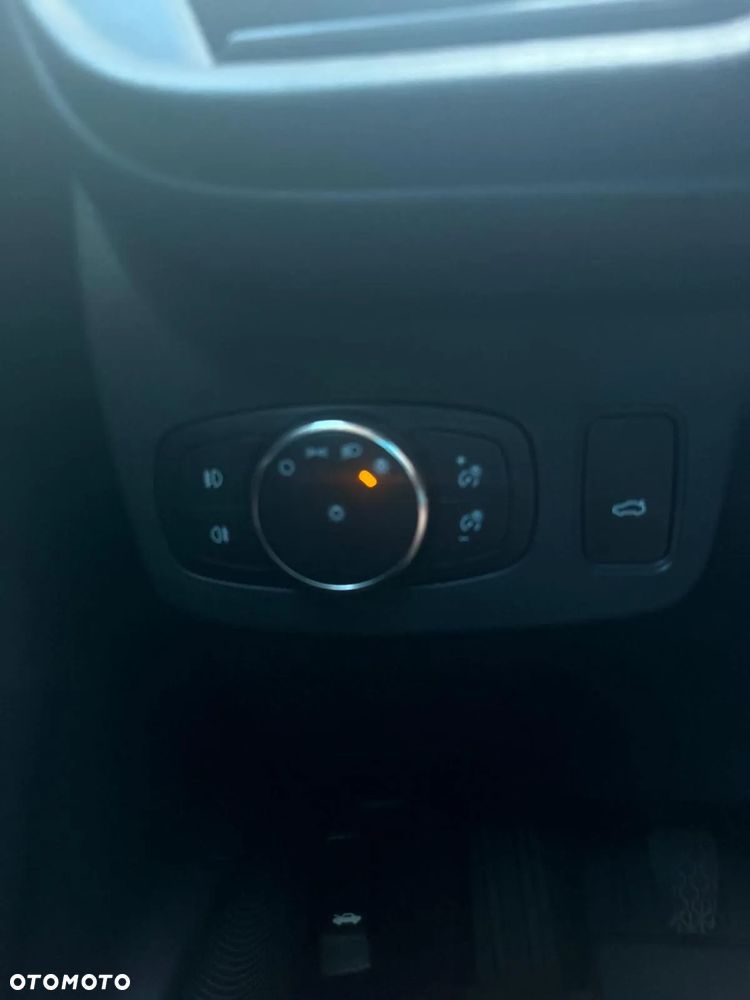 Ford Puma 1.0 EcoBoost Hybrid VIVID RUBY EDITION - 34