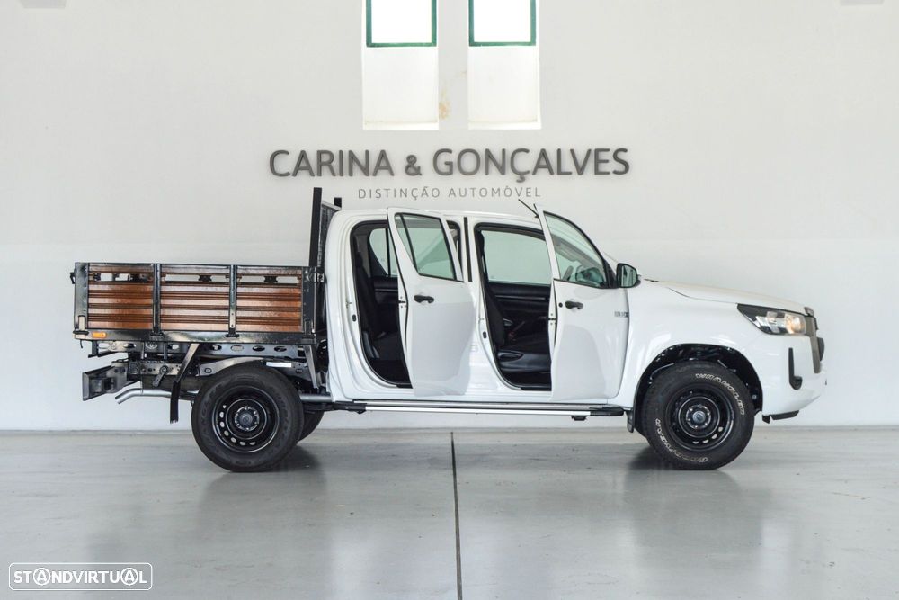 Toyota Hilux 2.4 D-4D 4X2 Cabine Dupla 5L - 26