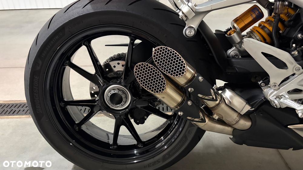Triumph Speed Triple - 15