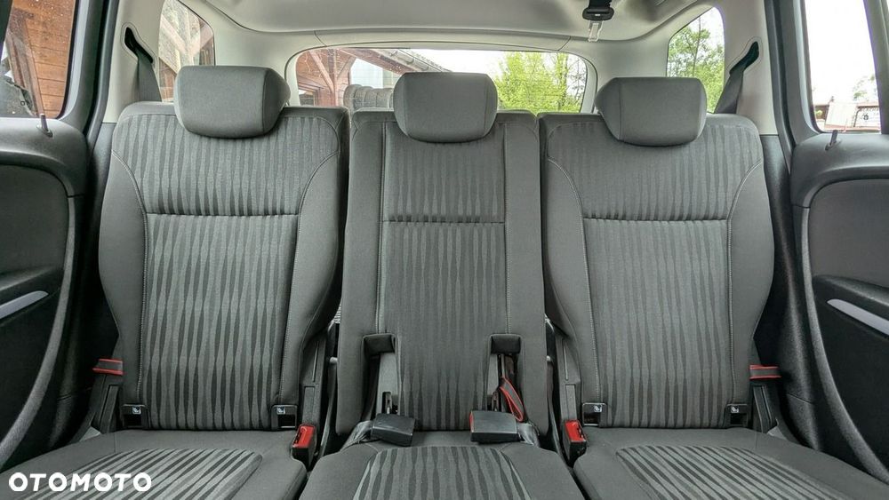 Opel Zafira - 16