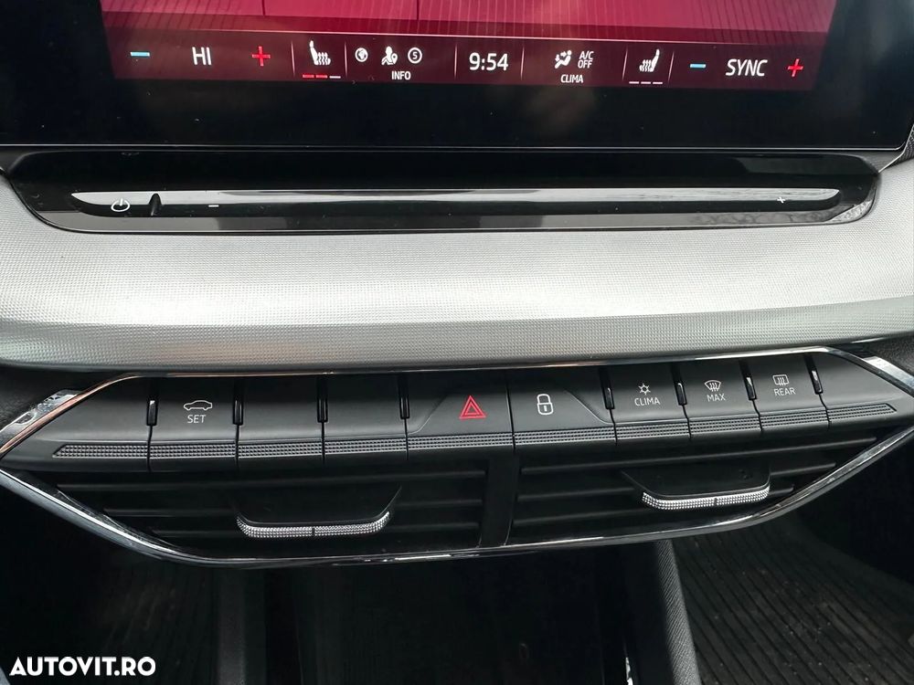 Skoda Octavia 2.0 TDI DSG Ambition - 10