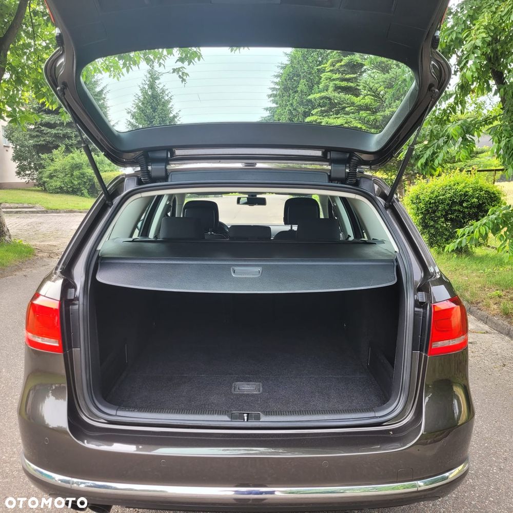 Volkswagen Passat 2.0 TDI Highline - 21