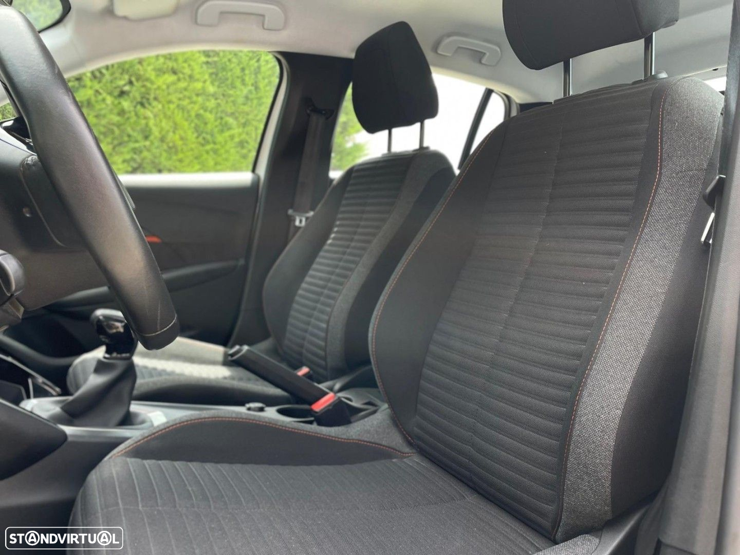 Peugeot 208 1.2 PureTech Active - 6