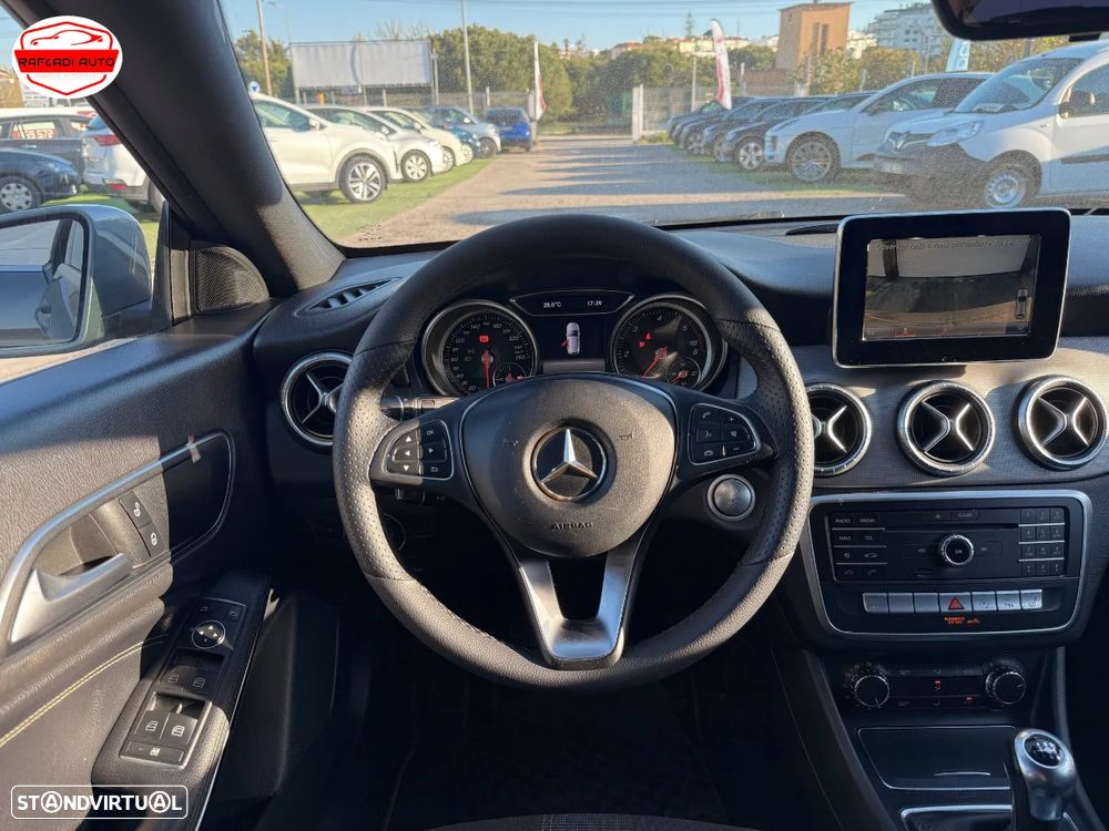 Mercedes-Benz CLA 180 d - 20