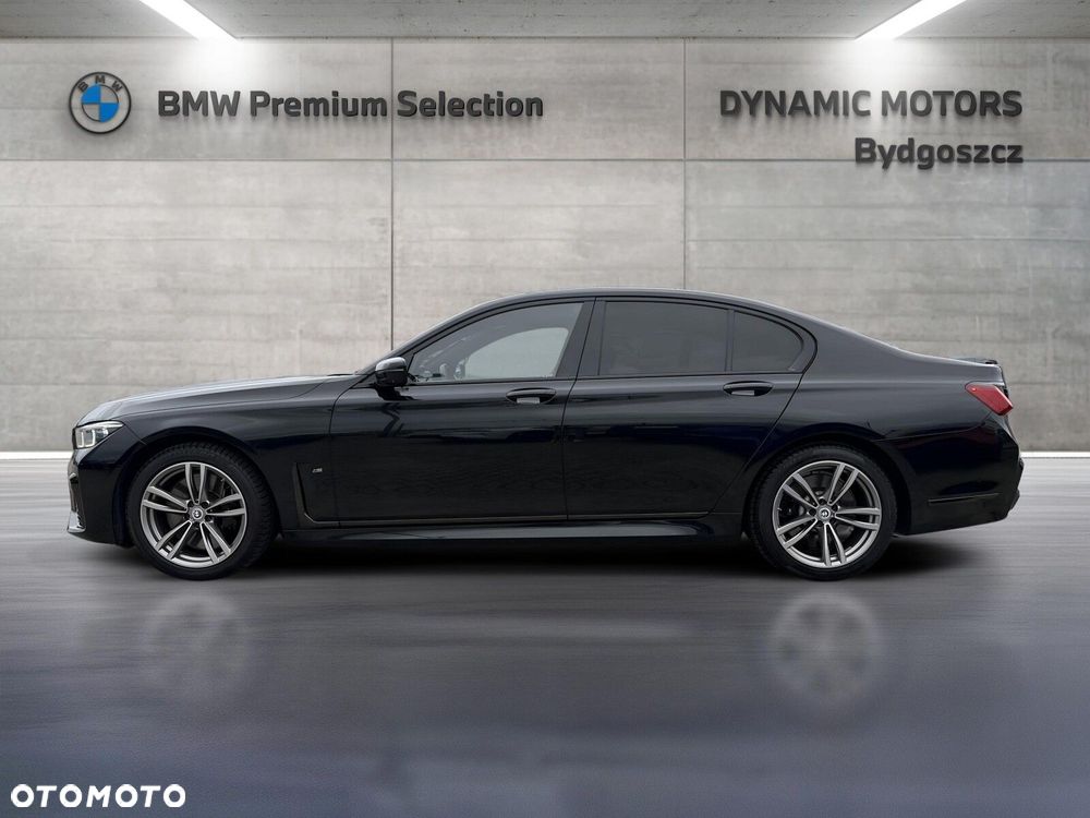 BMW Seria 7 750i xDrive sport - 3