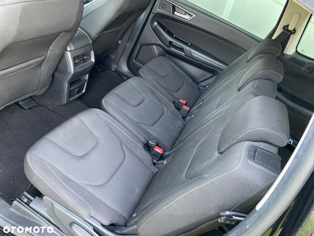 Ford S-Max - 8