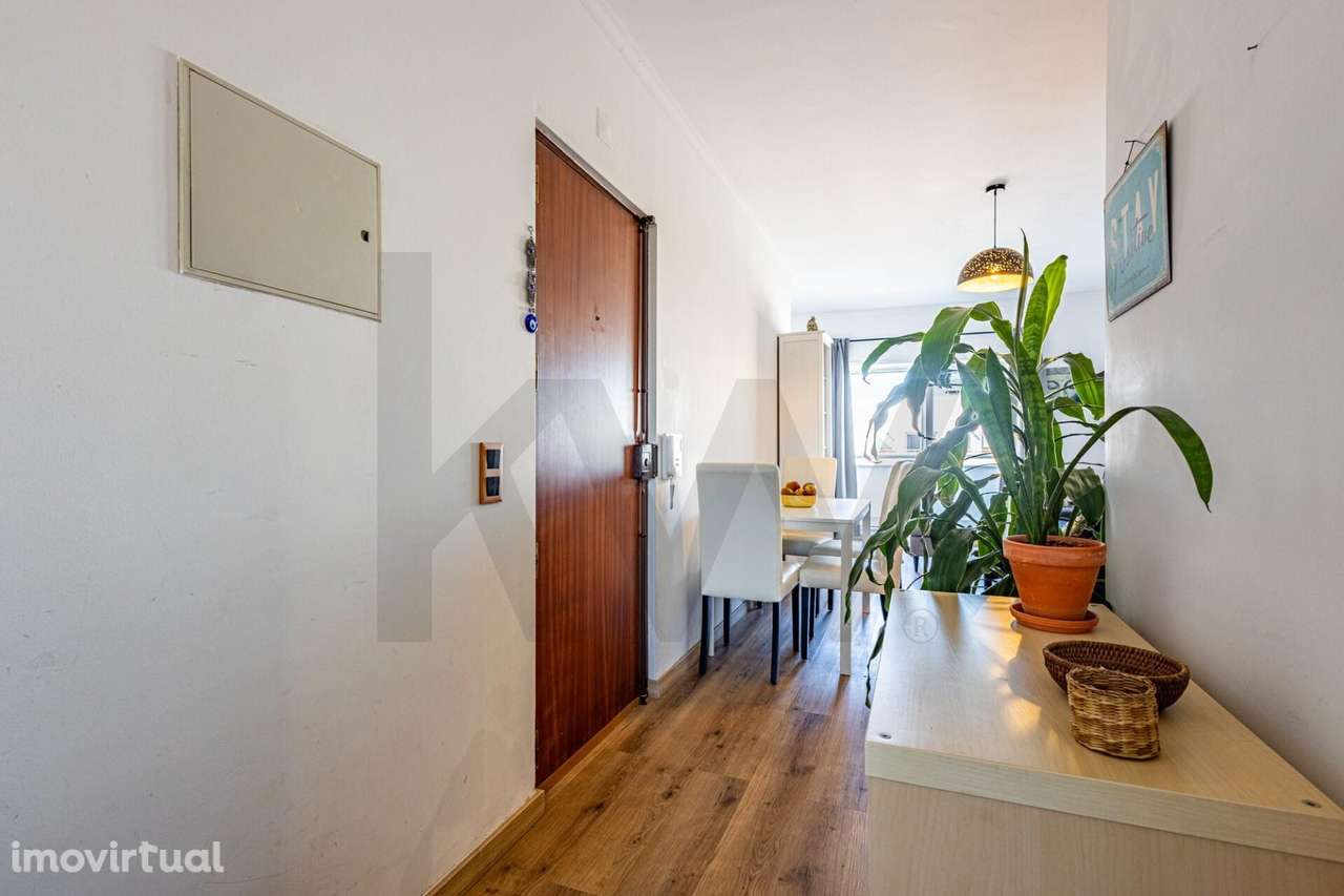 Apartamento T2 com Varanda e Vista Mar em Paço de Arcos - Harmonia e C - Grande imagem: 3/42
