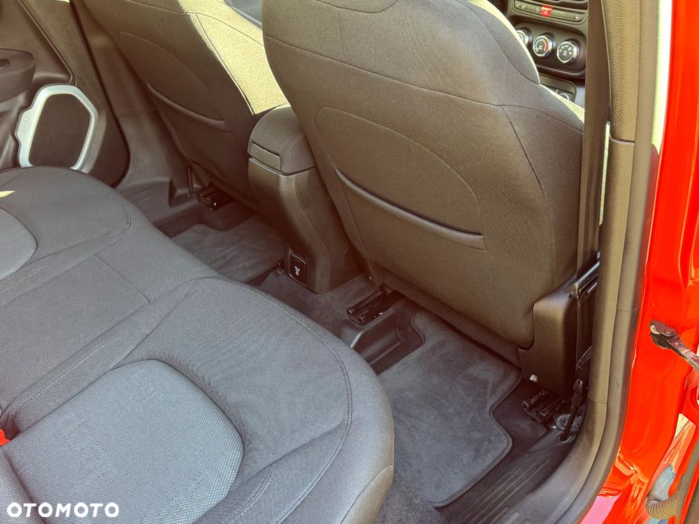 Jeep Renegade 1.4 MultiAir Longitude - 23