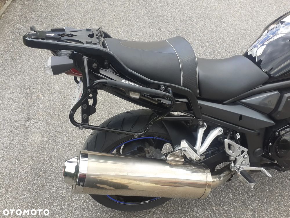 Suzuki GSX - 8