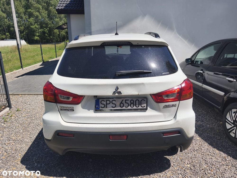 Mitsubishi ASX - 5