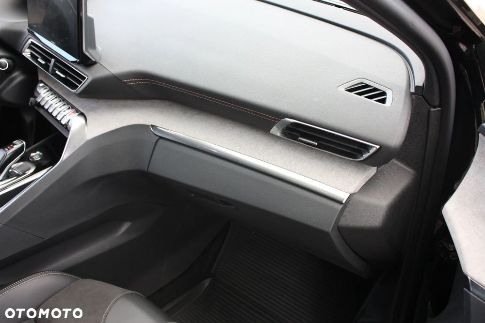 Peugeot 3008 Hybrid4 300 e-EAT8 GT - 22