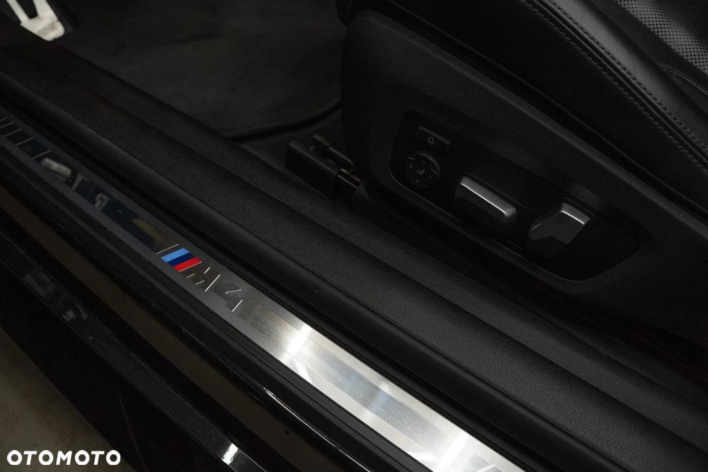 BMW M4 Competition M xDrive sport - 15