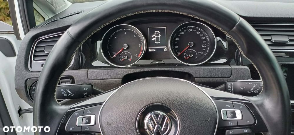 Volkswagen Golf 2.0 TDI BlueMotion Technology Cup - 14