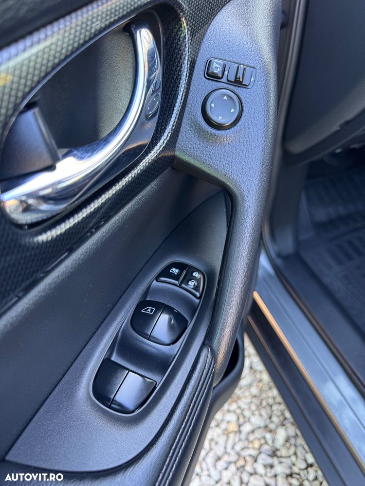 Nissan X-Trail 2.0 dCi ALL-MODE 4x4i Xtronic Tekna - 14