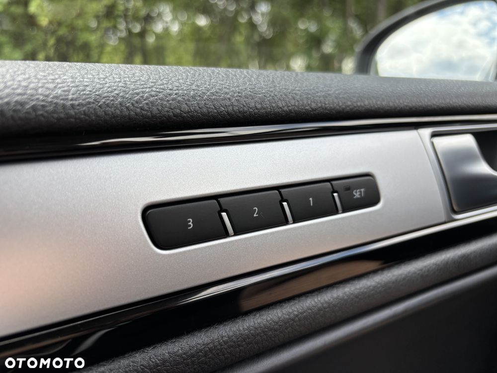 Volkswagen Touareg 3.0 V6 TDI BMT Business Line - 6