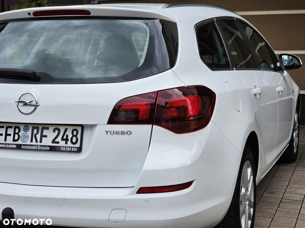 Opel Astra 1.4 Turbo Cosmo - 34