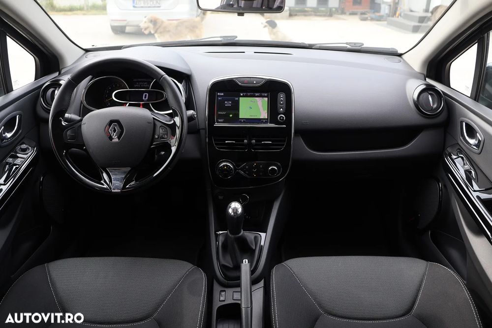 Renault Clio 0.9 TCe Authentique - 8