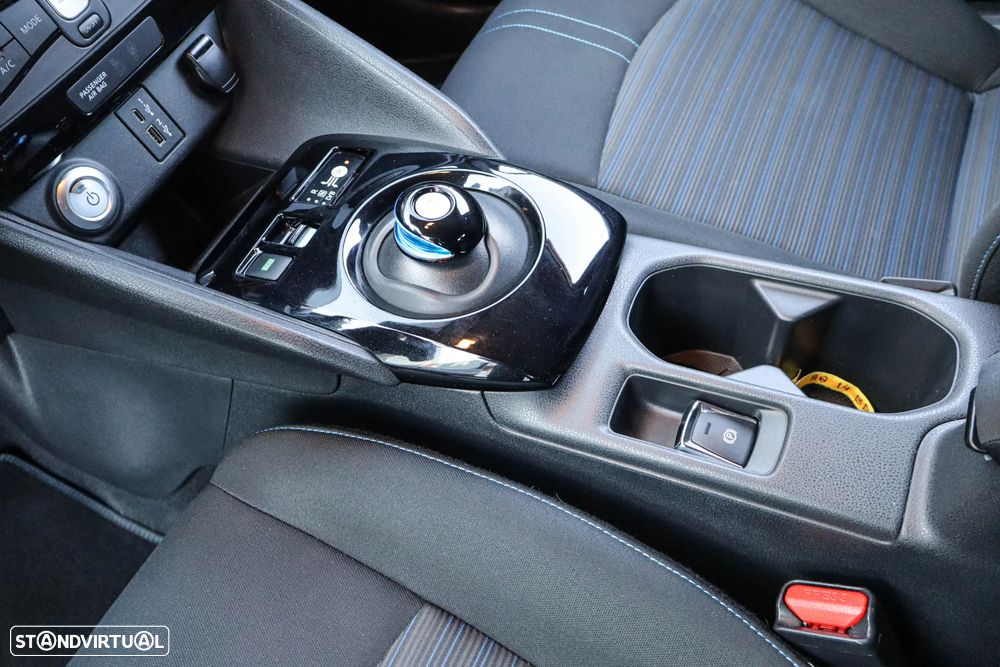 Nissan Leaf N-Connecta - 26