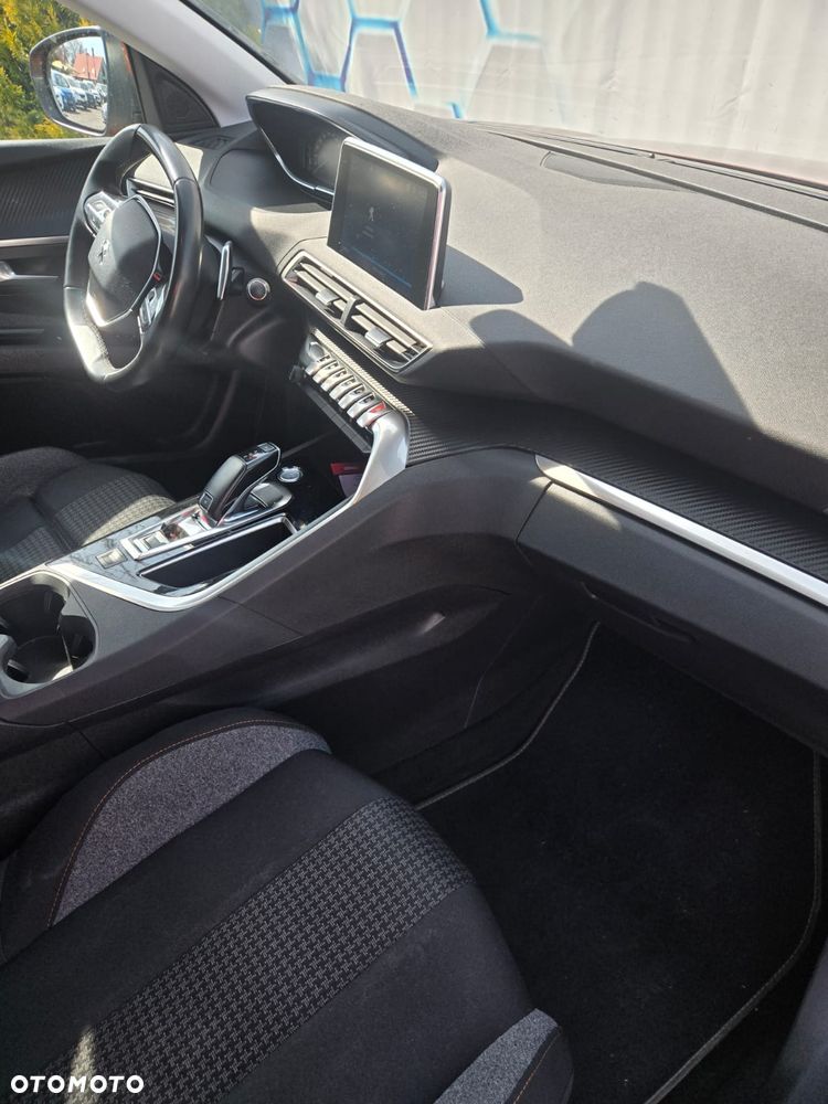 Peugeot 3008 1.5 BlueHDi Active S&S EAT8 - 13